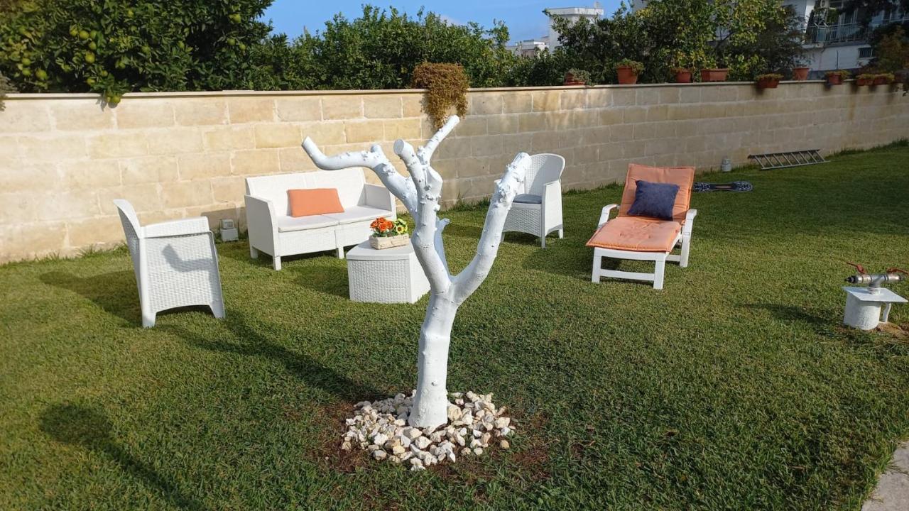 Villino Tronchetto Bianco Bed and Breakfast Mola di Bari Εξωτερικό φωτογραφία